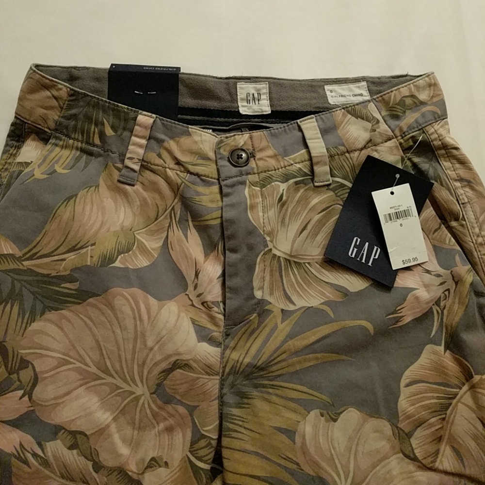 GAP Print Girlfriend Khaki pants - Picture 3 of 7